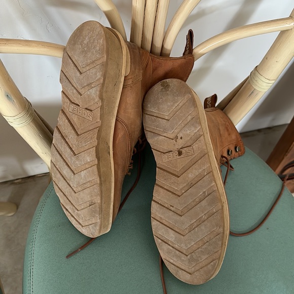 Sorel all leather high top boot - Picture 2 of 2